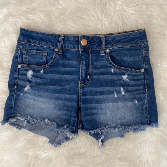 American Eagle Outfitters Pants - AMERICAN EAGLE MIDI DISTRESSED SHORTS